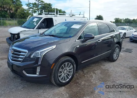 2017 Cadillac Xt5 Luxury z USA, uszkodzony, nr VIN 1GYKNDRS9HZ160935